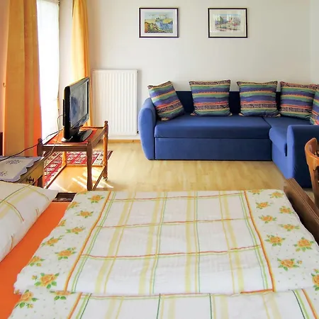 Haus Anemone 710W Apartment *